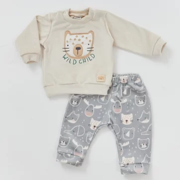 CONJUNTO PLUSH CON BUZO WILD YABY