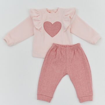 CONJUNTO BUZO PANTALON PLUSH CORAZO YABY